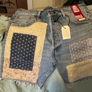 Levi’s shorts